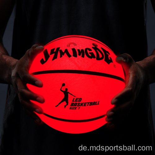 leuchten im dunklen Basketball